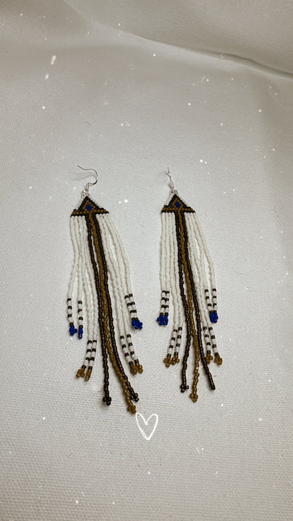 A Spring Green Arrow Earrings (Medium )